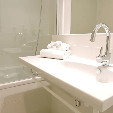 Victoria Garden Aparthotel 3*
