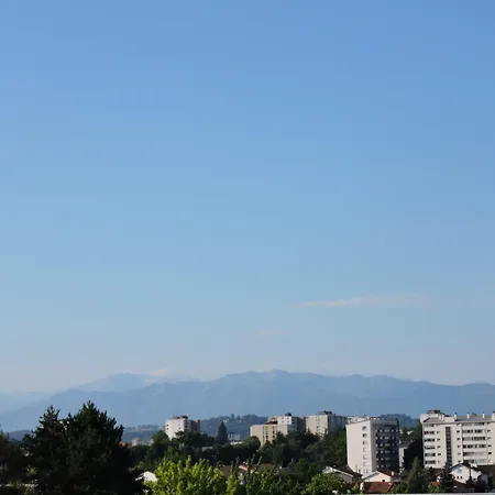 Ξενοδοχείο με διαμερίσματα Victoria Garden