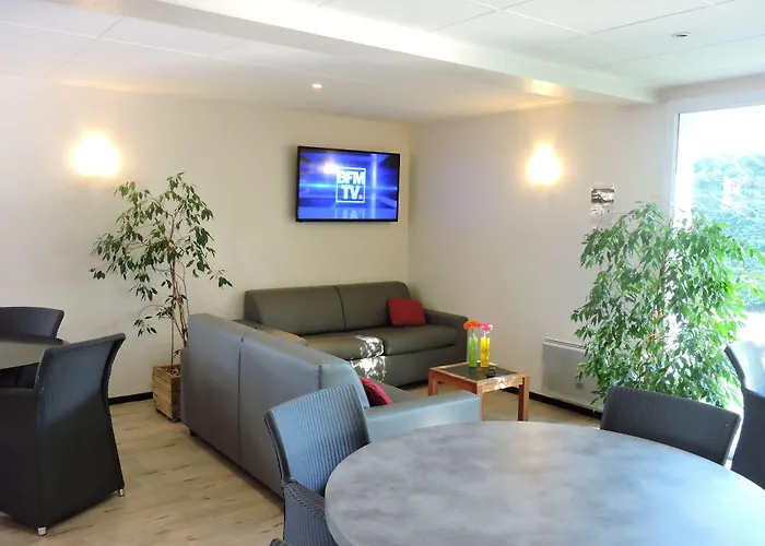 Victoria Garden Aparthotel