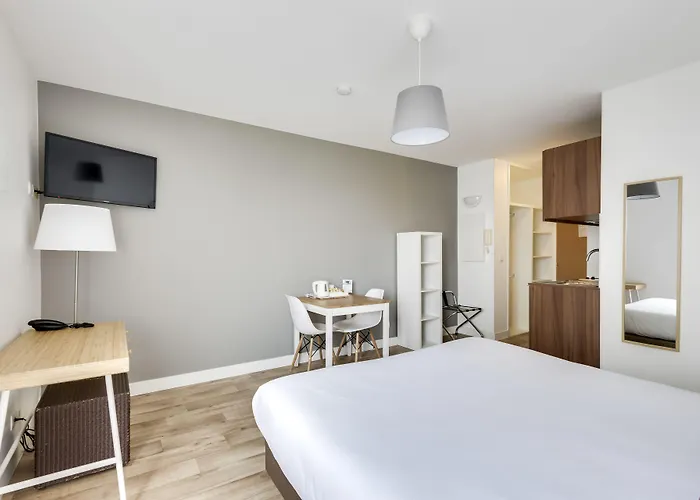 Victoria Garden Aparthotel