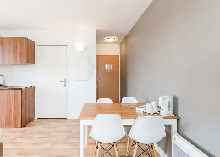 Victoria Garden Aparthotel