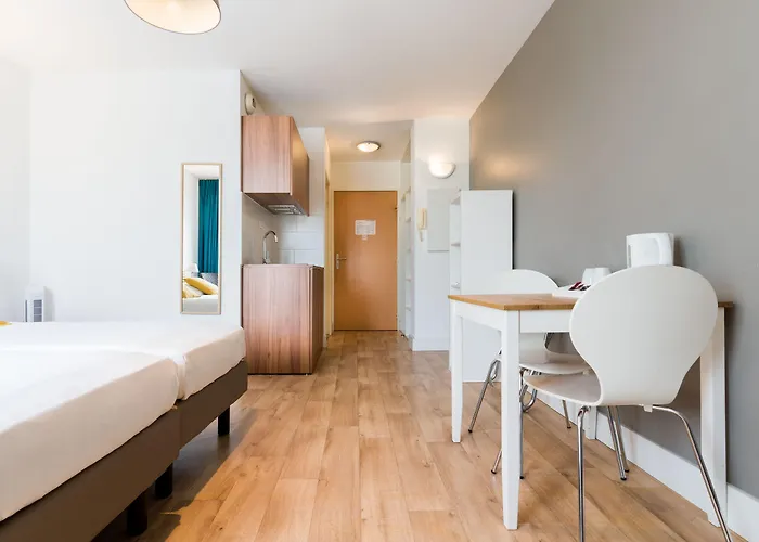 Victoria Garden Aparthotel