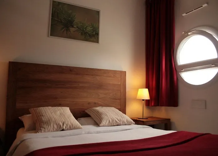 Aparthotel Victoria Garden 3*